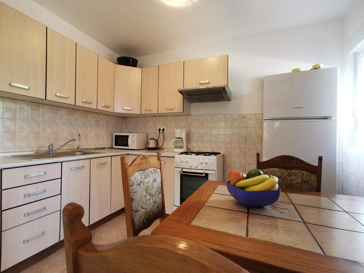 מדולין Apartment Dundo In Quiet Green Area מראה חיצוני תמונה